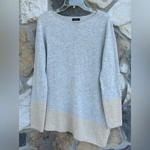 Halogen 100% Cashmere Sweater Sz LG Neutral Minimalist Quiet Luxury Asymmetrical
